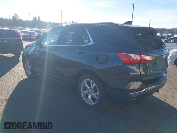 2020 Chevrolet Equinox LT with VIN 2GNAXLEX2L6122370, listed as a IAAI auction lot 41260943 with 65,948 mi miles. Bid and sale history available at carsss.com. Image 3.