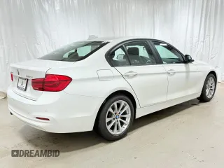 2018 BMW 3 Series 320i xDrive with VIN WBA8E5G50JNV01796, listed as a Copart auction lot 54241045 with 70,372 mi miles and Clean Title. Bid and sale history available at carsss.com. Image 4.