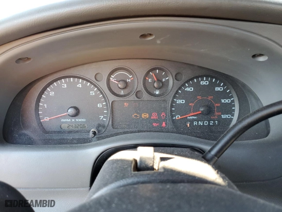 2004 Ford Ranger XL with VIN 1FTYR10D44PA53735, listed as a Copart auction lot 42933015 with 243,206 mi miles and Clean Title. Bid and sale history available at carsss.com. Image 9.