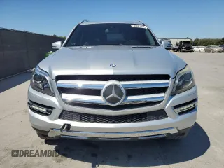 2013 Mercedes-Benz GL-Class GL 450 with VIN 4JGDF7CE3DA129863, listed as a Copart auction lot 49887945 with 123,899 mi miles and Salvage Title. Bid and sale history available at carsss.com. Image 5.