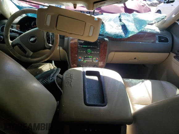 2013 Chevrolet Tahoe LT with VIN 1GNSCBE01DR211592, listed as a Copart auction lot 49679525 with 175,845 mi miles and Salvage title. Bid and sale history available at DreamBid. Image 8.