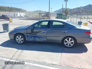 2005 Lexus ES 330 with VIN JTHBA30G055122175, listed as a IAAI auction lot 41847151 with 144,318 mi miles. Bid and sale history available at carsss.com. Image 14.