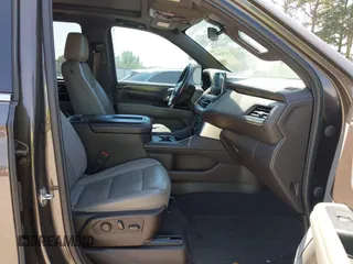 2021 Chevrolet Tahoe LT with VIN 1GNSCNKD8MR183394, listed as a IAAI auction lot 41921631 with 79,842 mi miles and . Bid and sale history available at DreamBid. Image 5.