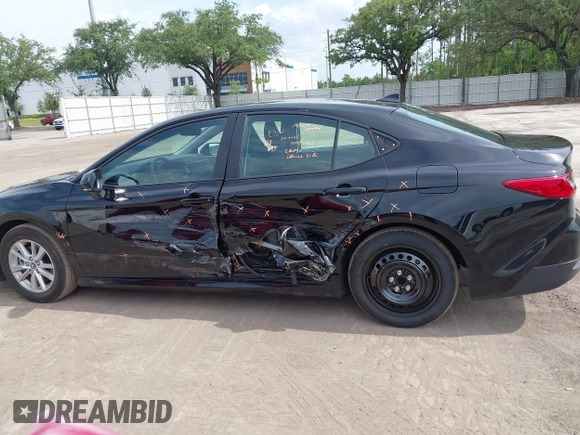 2025 Toyota Camry LE with VIN 4T1DAACK2SU546534, listed as a IAAI auction lot 42202582 with 11,087 mi miles and . Bid and sale history available at DreamBid. Image 14.