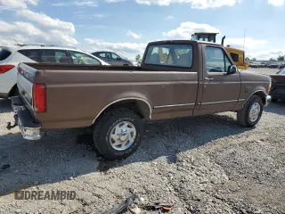 1996 Ford F-250 with VIN 2FTHF25H2TCA22414, listed as a Copart auction lot 63652304 with 171,455 mi miles and Salvage Title. Bid and sale history available at carsss.com. Image 3.