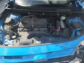 2019 Toyota RAV4 LE z VIN 2T3H1RFV8KW042244, wystawiony jako Copart lot #67865725 z przebiegiem 75 020 mil mil oraz Szkoda całkowita • Salvage title. Historia ofert i sprzedaży dostępna na DreamBid. Obrazek 17.