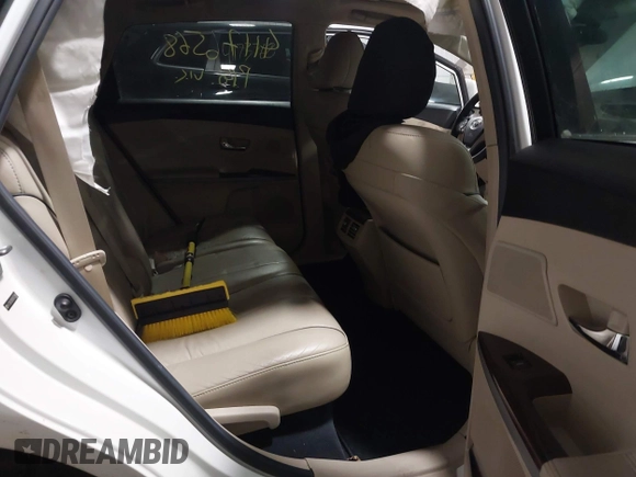 2013 Toyota Venza LE with VIN 4T3BK3BB9DU079804, listed as a IAAI auction lot 41176568 with 152,340 mi miles. Bid and sale history available at carsss.com. Image 8.