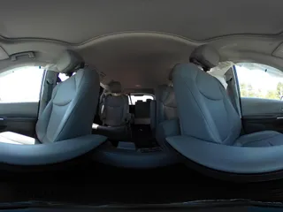 2023 Toyota Sienna XLE z VIN 5TDYSKFC3PS075938, wystawiony jako IAAI lot #42134780 z przebiegiem 34 213 mil mil oraz . Historia ofert i sprzedaży dostępna na DreamBid. Obrazek 18.