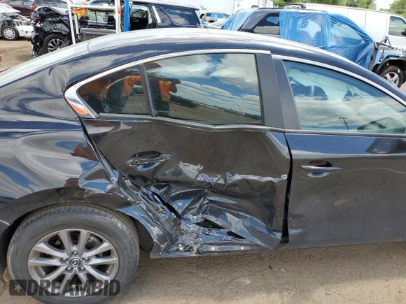2022 Mazda 3 2.0 with VIN 3MZBPAA78NM306967, listed as a Copart auction lot 60905384 with 32,135 mi miles and Salvage Title. Bid and sale history available at DreamBid. Image 10.
