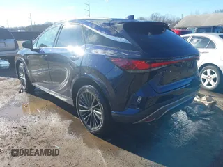 2024 Lexus RX 350h z VIN 2T2BBMCA7RC051251, wystawiony jako IAAI lot #41206305 z przebiegiem 4 876 mil mil oraz . Historia ofert i sprzedaży dostępna na DreamBid. Obrazek 3.