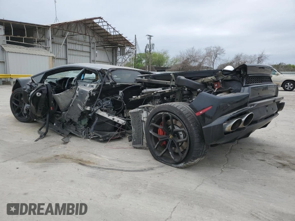 2019 Lamborghini Huracan z VIN ZHWUC2ZF3KLA11551, wystawiony jako Copart lot #45442774 z przebiegiem Nie podano mil oraz Nie do naprawy • Non repairable. Historia ofert i sprzedaży dostępna na DreamBid. Obrazek 2.