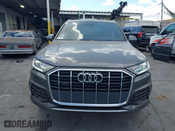 2020 Audi Q7 Premium with VIN WA1AXAF72LD011535, listed as a IAAI auction lot 41554635 with 48,970 mi miles. Bid and sale history available at carsss.com. Image 13.