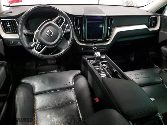 2020 Volvo XC60 Inscription with VIN YV4102RL3L1517883, listed as a Copart auction lot 44601715 with 62,249 mi miles and Salvage Title. Bid and sale history available at carsss.com. Image 8.