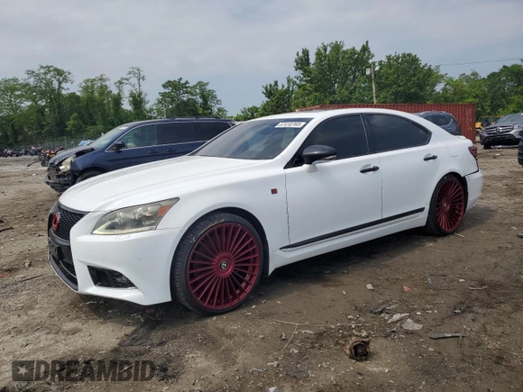 2013 Lexus LS 460 z VIN JTHCL5EF3D5016800, wystawiony jako Copart lot #57410765 z przebiegiem 174 007 mil mil oraz Szkoda całkowita • Salvage title. Historia ofert i sprzedaży dostępna na DreamBid. Obrazek 1.