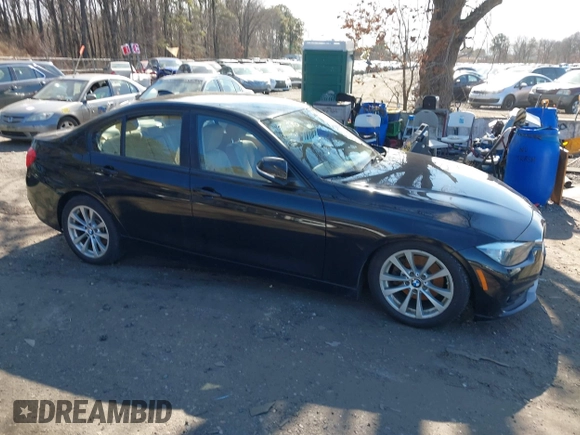 2016 BMW 3 Series 320i xDrive z VIN WBA8E5G5XGNT94622, wystawiony jako IAAI lot #41580890 z przebiegiem 124 086 mil mil oraz . Historia ofert i sprzedaży dostępna na DreamBid. Obrazek 13.