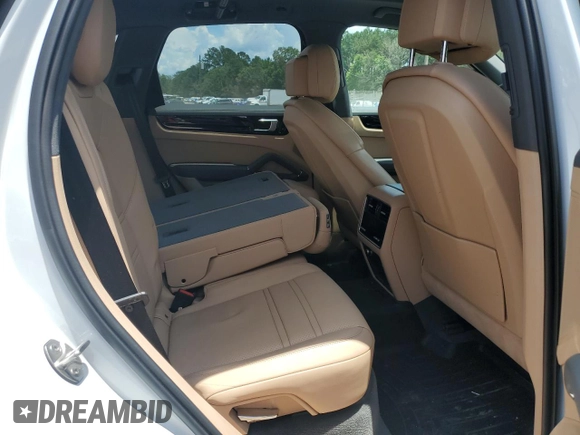 2019 Porsche Cayenne z VIN WP1AA2AY7KDA08432, wystawiony jako Copart lot #61442185 z przebiegiem 34 185 mil mil oraz Szkoda całkowita • Salvage title. Historia ofert i sprzedaży dostępna na DreamBid. Obrazek 10.