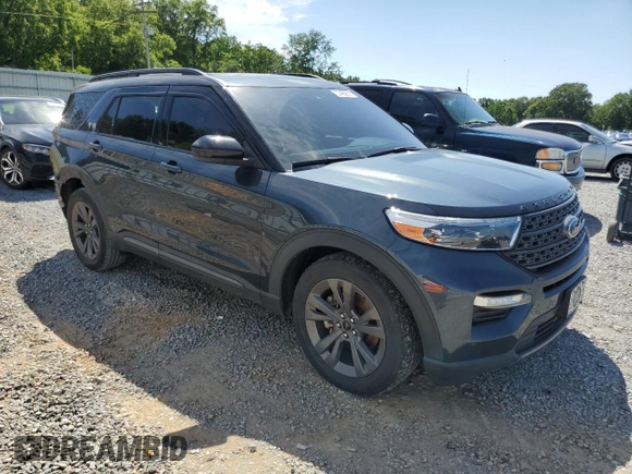 2022 Ford Explorer XLT with VIN 1FMSK7DH3NGB60332, listed as a Copart auction lot 57460815 with 40,812 mi miles and Salvage title. Bid and sale history available at DreamBid. Image 4.