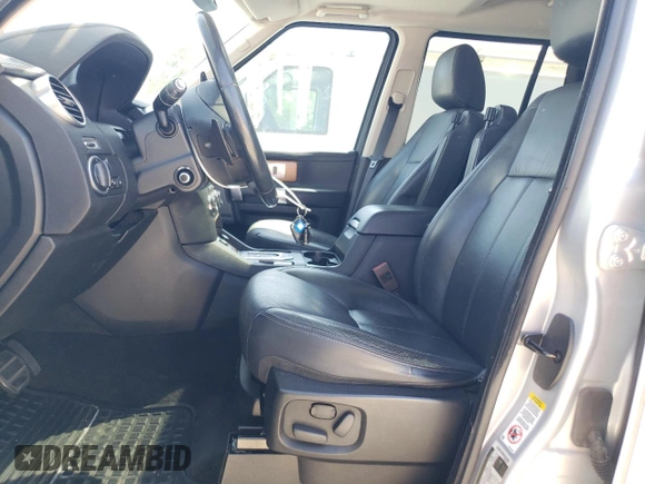 2015 Land Rover LR4 Lux with VIN SALAK2V61FA776625, listed as a Copart auction lot 52179195 with 119,153 mi miles and Clean Title. Bid and sale history available at DreamBid. Image 7.