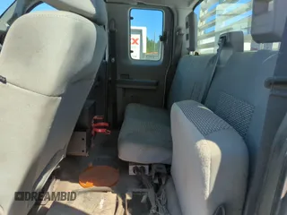 2011 Ford F-350 с VIN 1FT7X3B6XBEC03772, выставлен на аукционе IAAI как лот 42865380 с пробегом 271 369 миль миль и . История ставок и продаж доступна на DreamBid. Изображение 17.