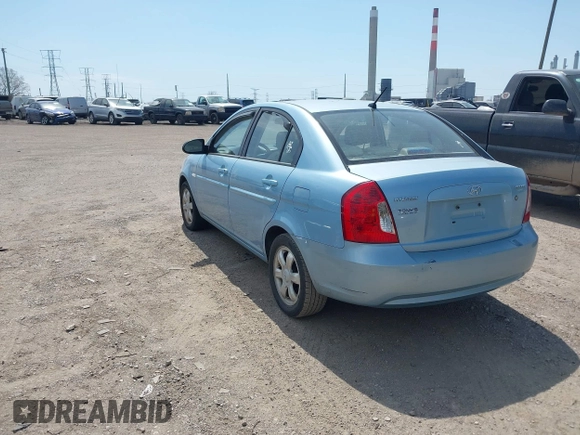 2007 Hyundai Accent GLS с VIN KMHCN46C27U097465, выставлен на аукционе IAAI как лот 42068576 с пробегом 129 278 миль миль и . История ставок и продаж доступна на DreamBid. Изображение 3.