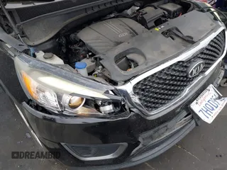 2016 Kia Sorento LX z VIN 5XYPGDA57GG037286, wystawiony jako IAAI lot #42479020 z przebiegiem 197 478 mil mil oraz . Historia ofert i sprzedaży dostępna na DreamBid. Obrazek 6.