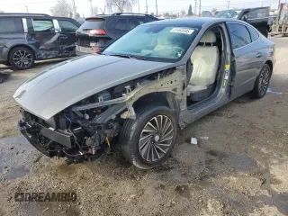 2020 Hyundai Sonata Hybrid Limited with VIN KMHL54JJ6LA010393, listed as a Copart auction lot 41460595 with 62,393 mi miles and Salvage Title. Bid and sale history available at carsss.com. Image 1.