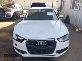 2015 Audi A4 Premium Plus z VIN WAUEFAFL4FN018585, wystawiony jako IAAI lot #41720730 z przebiegiem 65 807 mil mil oraz . Historia ofert i sprzedaży dostępna na DreamBid. Obrazek 12.