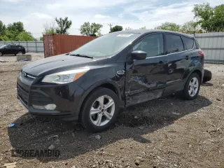 2014 Ford Escape SE z VIN 1FMCU0GX8EUD99644, wystawiony jako Copart lot #57647975 z przebiegiem 77 597 mil mil oraz Szkoda całkowita • Salvage title. Historia ofert i sprzedaży dostępna na DreamBid. Obrazek 1.