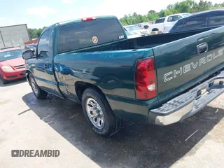 2006 Chevrolet Silverado 1500 Work Truck with VIN 1GCEC14X76Z107688, listed as a IAAI auction lot 42058705 with 160,152 mi miles. Bid and sale history available at carsss.com. Image 3.