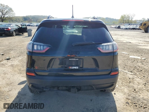 2022 Jeep Cherokee X z VIN 1C4PJMCX1ND527427, wystawiony jako Copart lot #55848515 z przebiegiem 38 034 mil mil oraz Szkoda całkowita • Salvage title. Historia ofert i sprzedaży dostępna na DreamBid. Obrazek 6.