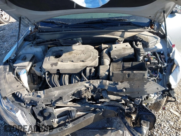 2019 Kia Optima LX with VIN 5XXGT4L35KG359896, listed as a IAAI auction lot 41849243 with 140,975 mi miles. Bid and sale history available at carsss.com. Image 10.