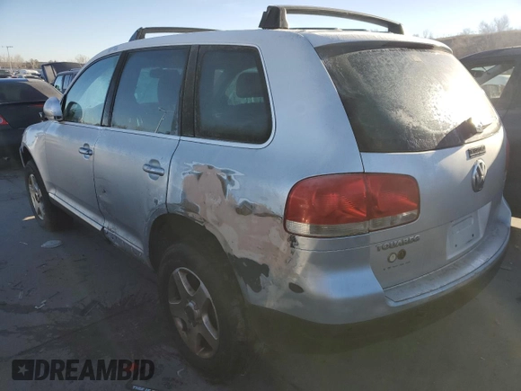 2004 Volkswagen Touareg z VIN WVGBC67L94D021426, wystawiony jako Copart lot #44059535 z przebiegiem 148 887 mil mil oraz Czysty tytuł • Clean title. Historia ofert i sprzedaży dostępna na DreamBid. Obrazek 2.