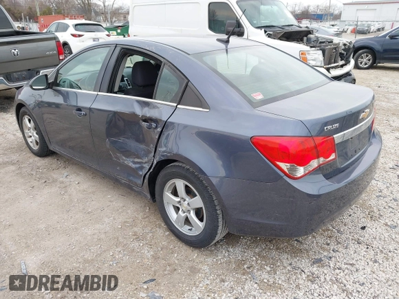2014 Chevrolet Cruze 1LT with VIN 1G1PC5SB3E7467938, listed as a IAAI auction lot 41900700 with 125,040 mi miles and . Bid and sale history available at DreamBid. Image 3.