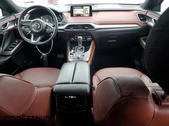 2019 Mazda CX-9 Signature with VIN JM3TCBEY6K0331528, listed as a Copart auction lot 56384485 with 47,700 mi miles and Salvage title. Bid and sale history available at DreamBid. Image 8.