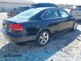 2013 Volkswagen Passat SE с VIN 1VWBP7A39DC036020, выставлен на аукционе IAAI как лот 41975615 с пробегом 99 429 миль миль и . История ставок и продаж доступна на DreamBid. Изображение 4.