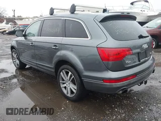 2015 Audi Q7 3.0T Premium Plus with VIN WA1LGAFE7FD013891, listed as a IAAI auction lot 41819325 with 999,999 mi miles. Bid and sale history available at carsss.com. Image 3.