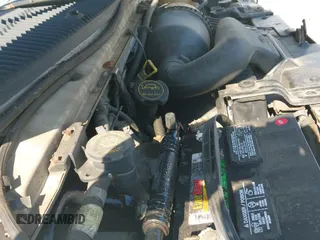 2002 Ford Econoline Cargo Commercial with VIN 1FTSE34L12HB06624, listed as a IAAI auction lot 43004633 with 199,587 mi miles and . Bid and sale history available at DreamBid. Image 19.