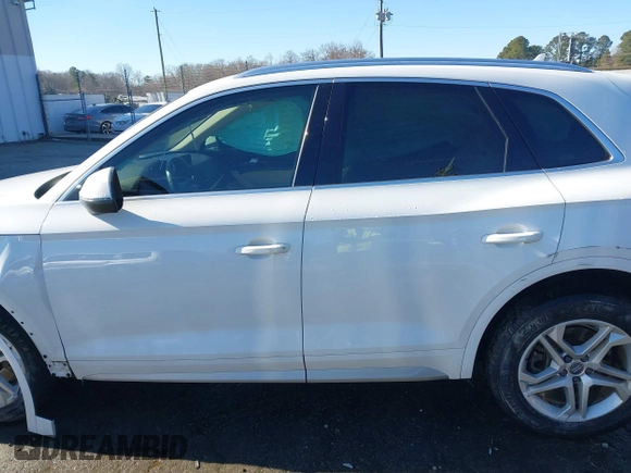 2019 Audi Q5 Premium with VIN WA1ANAFY6K2110626, listed as a IAAI auction lot 41270717 with 112,084 mi miles. Bid and sale history available at carsss.com. Image 14.