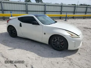 2016 Nissan 370Z z VIN JN1AZ4EH3GM931338, wystawiony jako Copart lot #43291955 z przebiegiem 69 843 mil mil oraz Szkoda całkowita • Salvage title. Historia ofert i sprzedaży dostępna na DreamBid. Obrazek 4.
