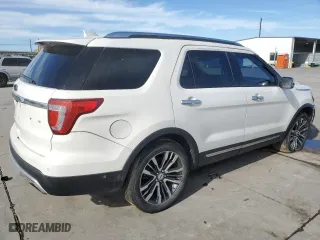 2017 Ford Explorer Platinum with VIN 1FM5K8HT1HGA06952, listed as a Copart auction lot 88350455 with 106,083 mi miles and Salvage Title. Bid and sale history available at carsss.com. Image 3.
