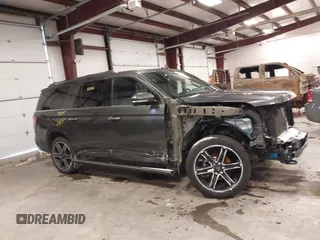 2020 Ford Expedition Max Limited с VIN 1FMJK2ATXLEA61572, выставлен на аукционе IAAI как лот 41341741 с пробегом 71 912 миль миль и . История ставок и продаж доступна на DreamBid. Изображение 14.