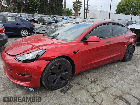 2023 Tesla Model 3 z VIN 5YJ3E1EA3PF449643, wystawiony jako Copart lot #49427105 z przebiegiem 43 791 mil mil oraz Czysty tytuł • Clean title. Historia ofert i sprzedaży dostępna na DreamBid. Obrazek 1.