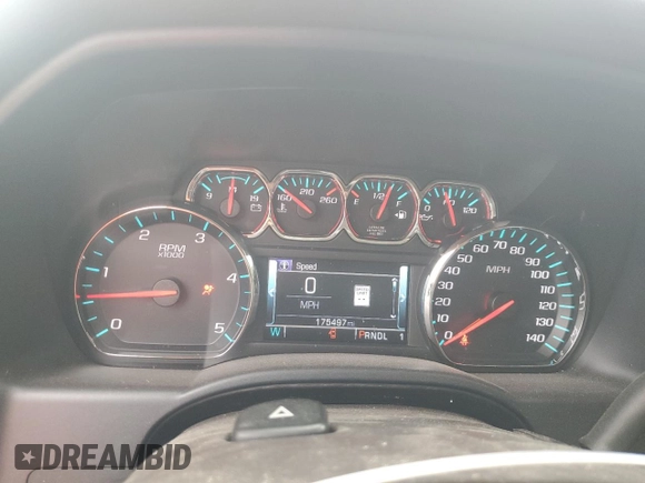 2018 GMC Sierra 2500HD SLT z VIN 1GT12TEY9JF195755, wystawiony jako Copart lot #56928195 z przebiegiem 175 497 mil mil oraz Szkoda całkowita • Salvage title. Historia ofert i sprzedaży dostępna na DreamBid. Obrazek 9.