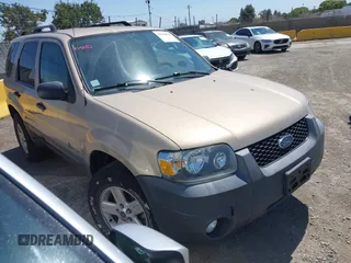 2007 Ford Escape Hybrid with VIN 1FMCU59H87KB53338, listed as a IAAI auction lot 42750078 with 191,212 mi miles and . Bid and sale history available at DreamBid. Image 1.