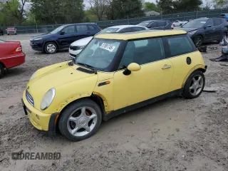 2005 MINI Hardtop with VIN WMWRC33435TJ66935, listed as a Copart auction lot 51991745 with 163,006 mi miles and Salvage Title. Bid and sale history available at DreamBid. Image 1.