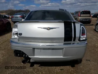 2006 Chrysler 300 C with VIN 2C3KA63H26H198177, listed as a Copart auction lot 48329365 with 197,464 mi miles and Salvage Title. Bid and sale history available at carsss.com. Image 6.