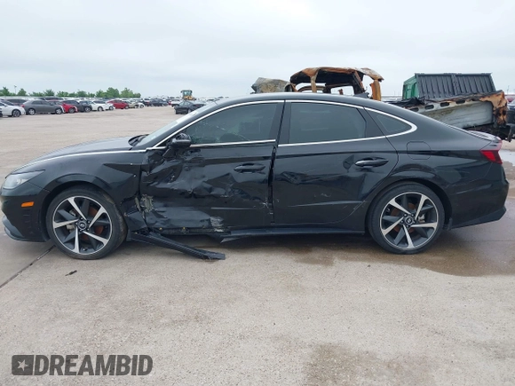 2021 Hyundai Sonata SEL Plus with VIN 5NPEJ4J25MH107242, listed as a IAAI auction lot 39029018 with 48,160 mi miles and . Bid and sale history available at DreamBid. Image 14.
