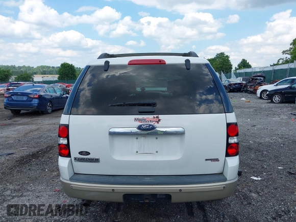 2006 Ford Explorer Eddie Bauer с VIN 1FMEU74E06UA86609, выставлен на аукционе IAAI как лот 42393808 с пробегом Не указан миль и . История ставок и продаж доступна на DreamBid. Изображение 16.