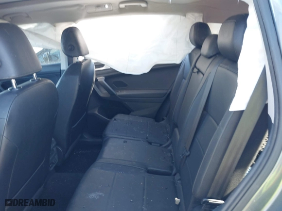2019 Volkswagen Tiguan SE with VIN 3VV2B7AX4KM013634, listed as a IAAI auction lot 41429236 with 133,492 mi miles. Bid and sale history available at carsss.com. Image 8.