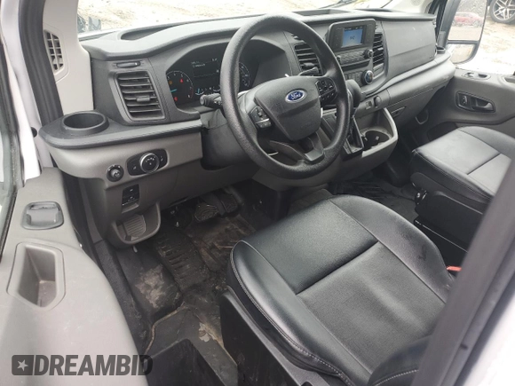 2024 Ford Transit Cargo z VIN 1FTYE1Y84RKA38434, wystawiony jako Copart lot #52954035 z przebiegiem 24 400 mil mil oraz Szkoda całkowita • Salvage title. Historia ofert i sprzedaży dostępna na DreamBid. Obrazek 8.